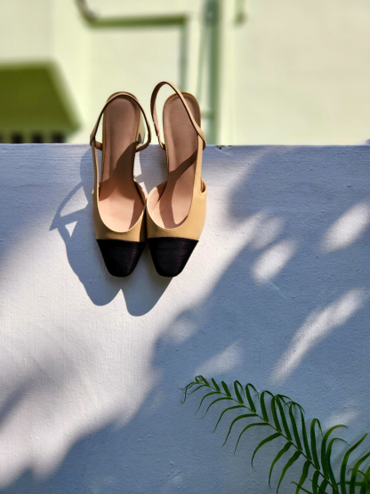 Le Classic Slingbacks-The Black Bow-