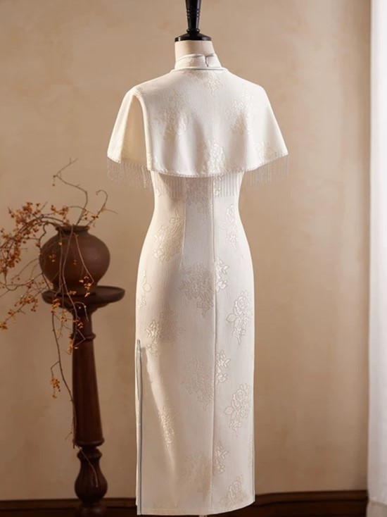 Ya Bing Lacey Cheongsam with Cape-The Black Bow-