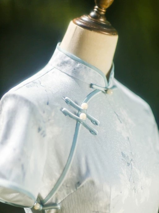 Ya Bo Floral Cheongsam-The Black Bow-