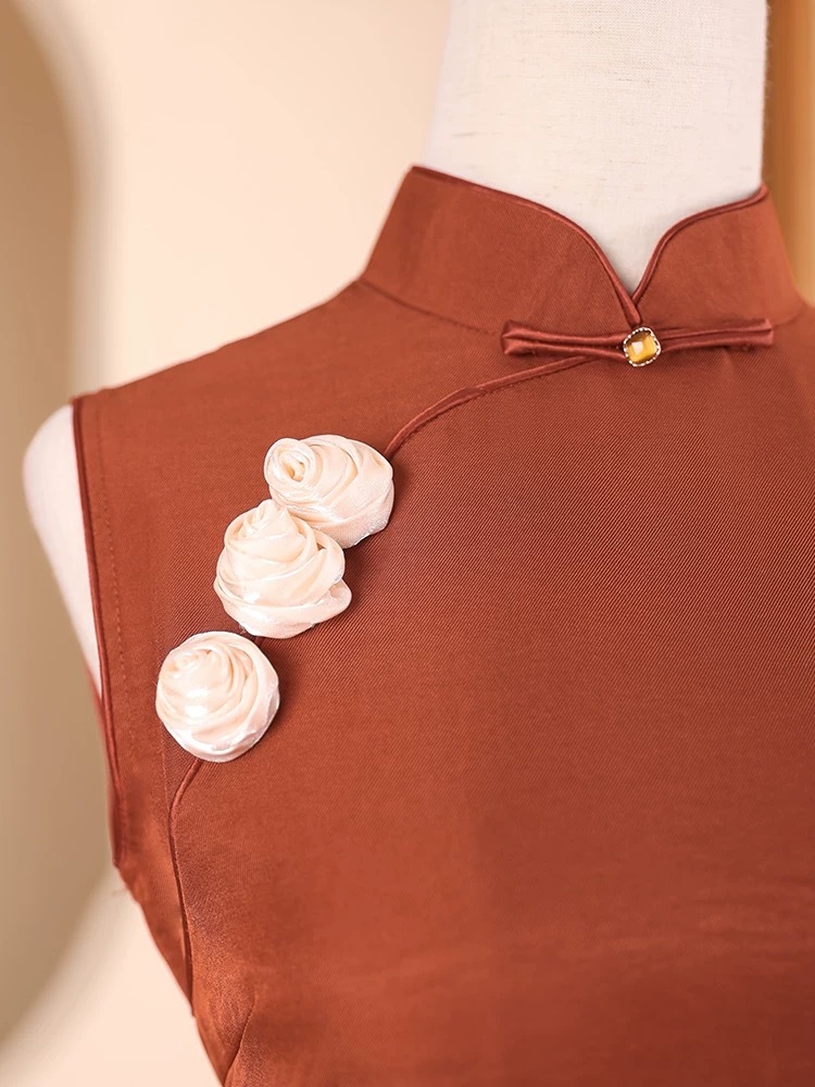 Ya Hong Sleeveless Cheongsam-The Black Bow-