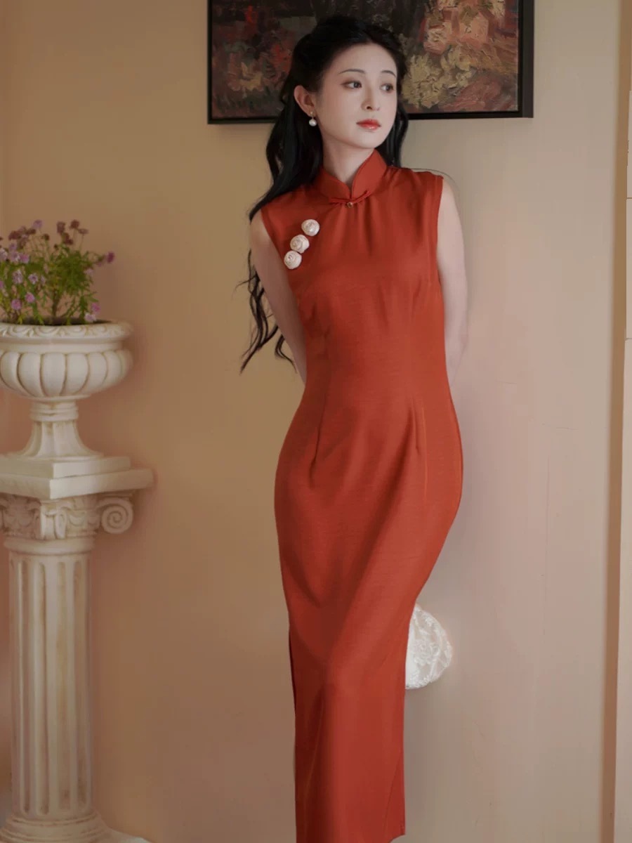 Ya Hong Sleeveless Cheongsam-The Black Bow-