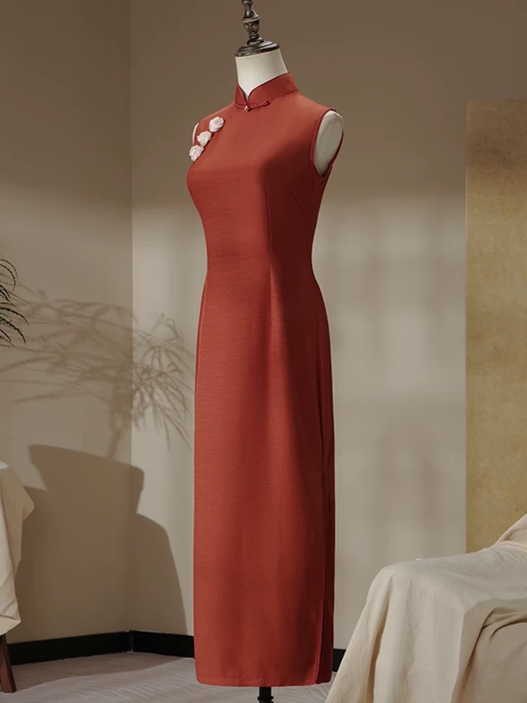 Ya Hong Sleeveless Cheongsam-The Black Bow-