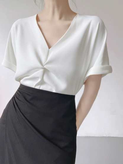 Victoria Front Knot Wide Sleeve Top-The Black Bow-