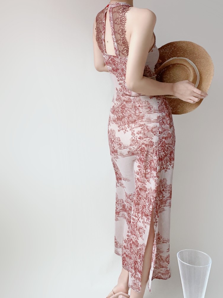 Xue Lee Halter Back Lace Pencil Cheongsam-The Black Bow-