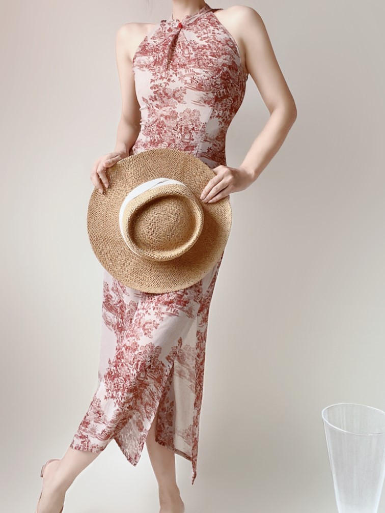 Xue Lee Halter Back Lace Pencil Cheongsam-The Black Bow-