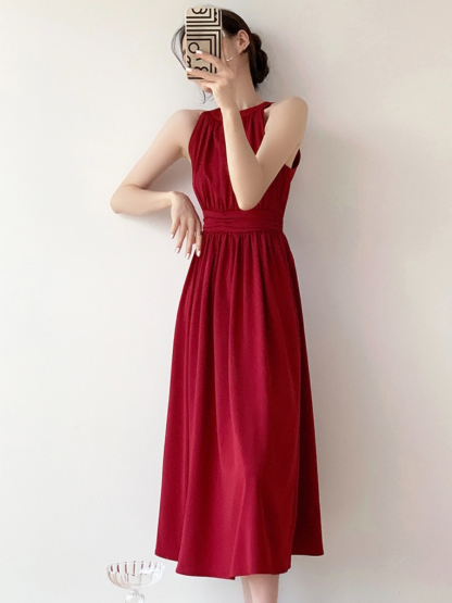 Jeanelle Halter Neck Pleated Fit & Flare Dress-The Black Bow-