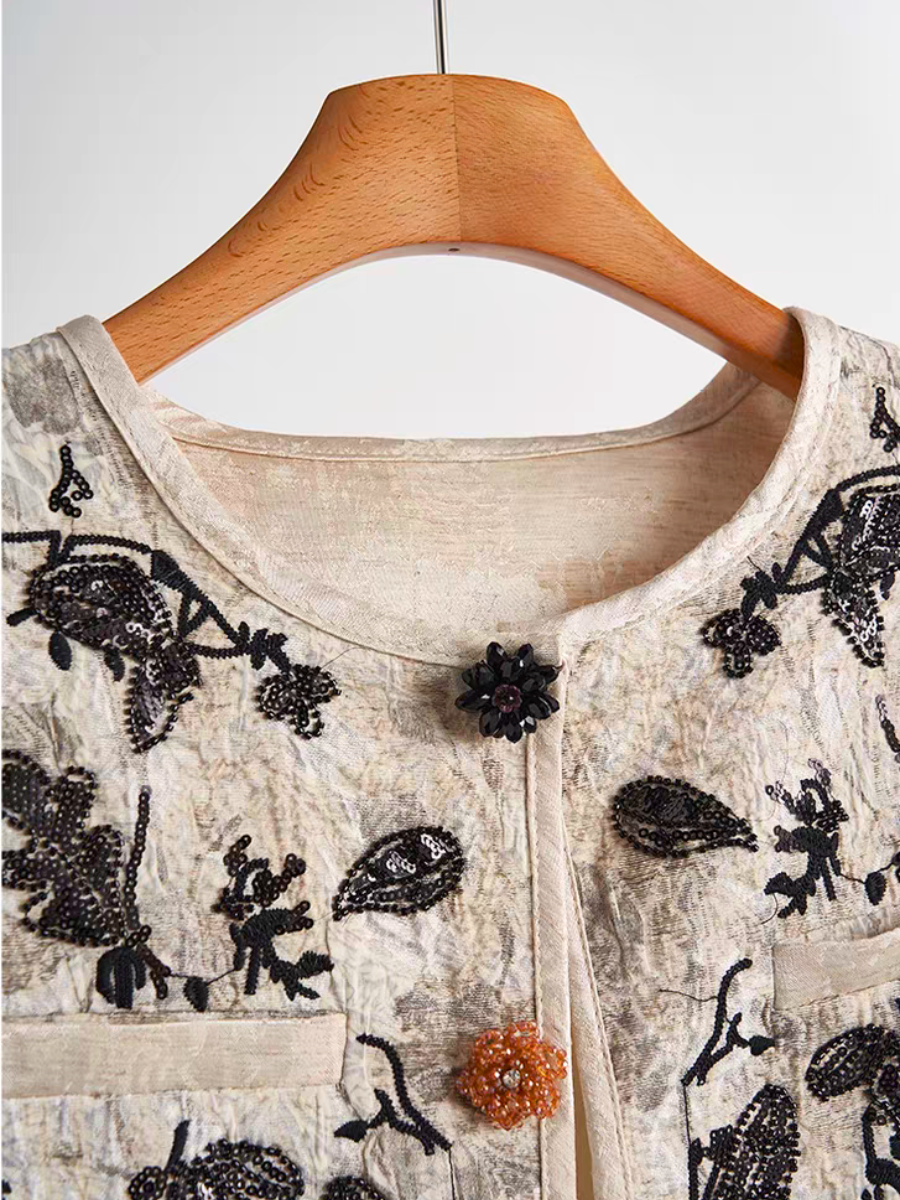 Hei Er Beaded Oriental Vest with Shoulder Padding-The Black Bow-