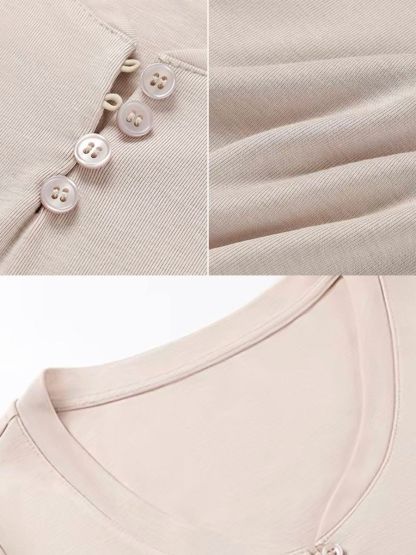 Rubby Buttoned Knit Top