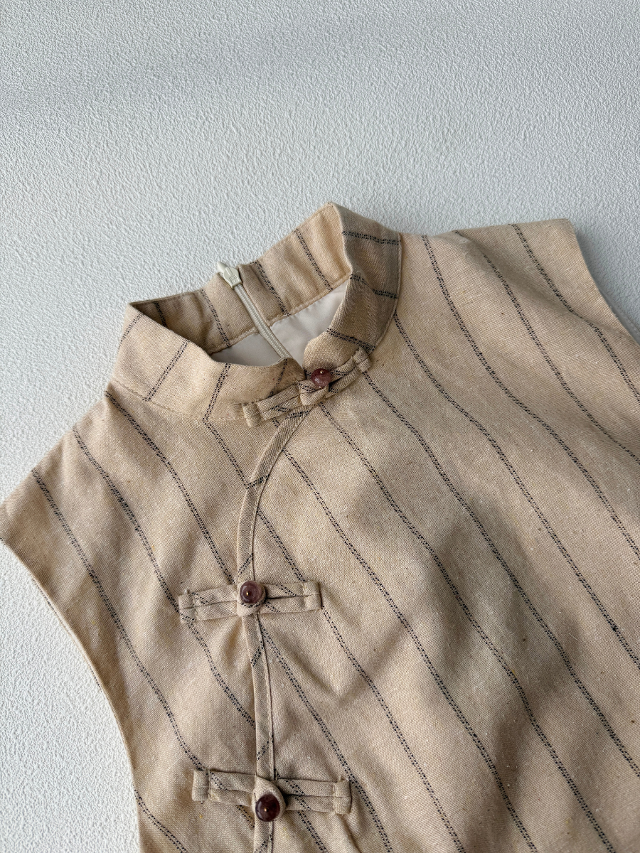 Xi Nin Stripe Linen Cheongsam-The Black Bow-
