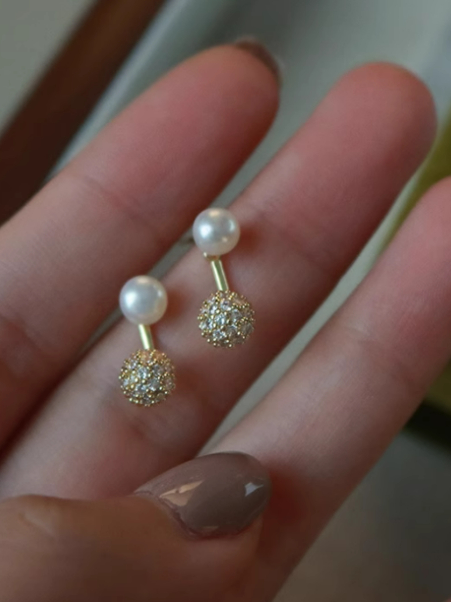 Claire Two-Way Pearl Ear Studs-The Black Bow-