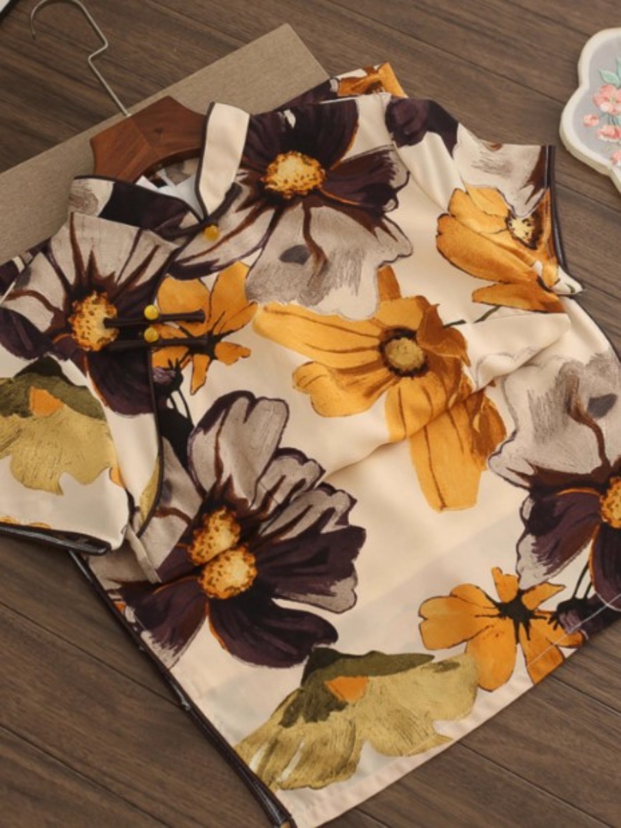 Xi Ping Floral Cheongsam