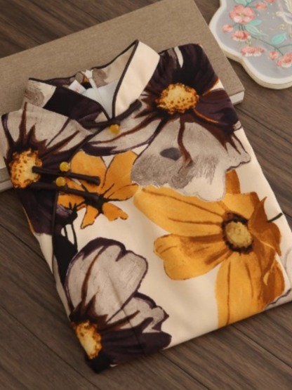Xi Ping Floral Cheongsam