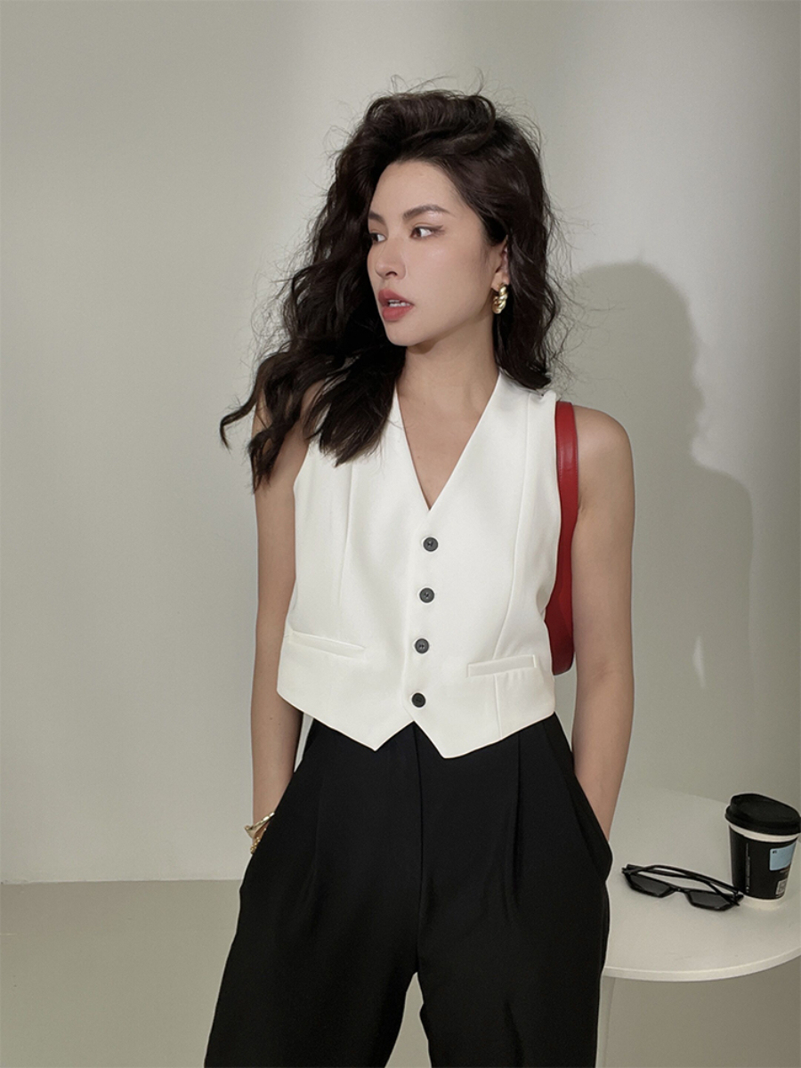 Geladine Solid Button Front Waistcoat-The Black Bow-