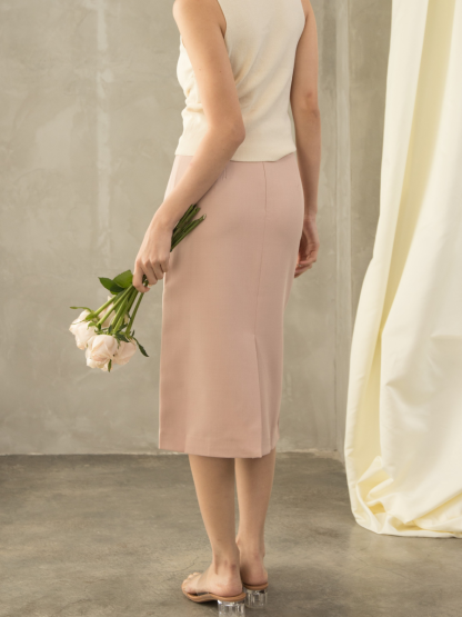 Gillette Back Slit OL Skirt (Discounted-S, M, L size)-The Black Bow-
