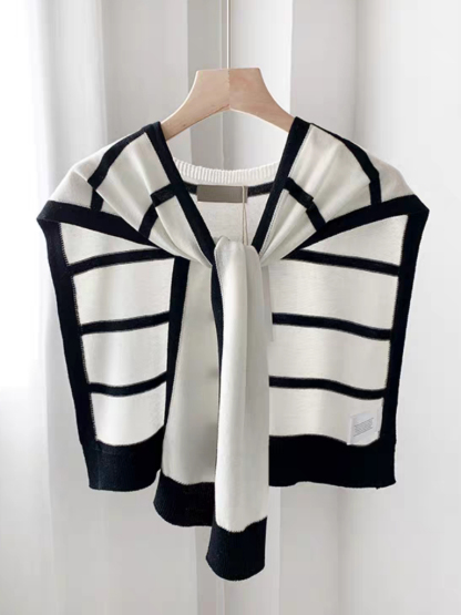 Olwin Color Block Shawl (Striped)-The Black Bow-