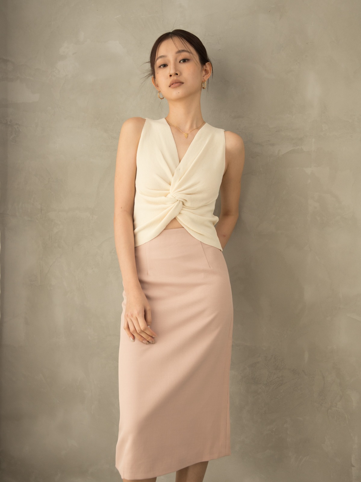 Odilon Front Knot Crop Top-The Black Bow-