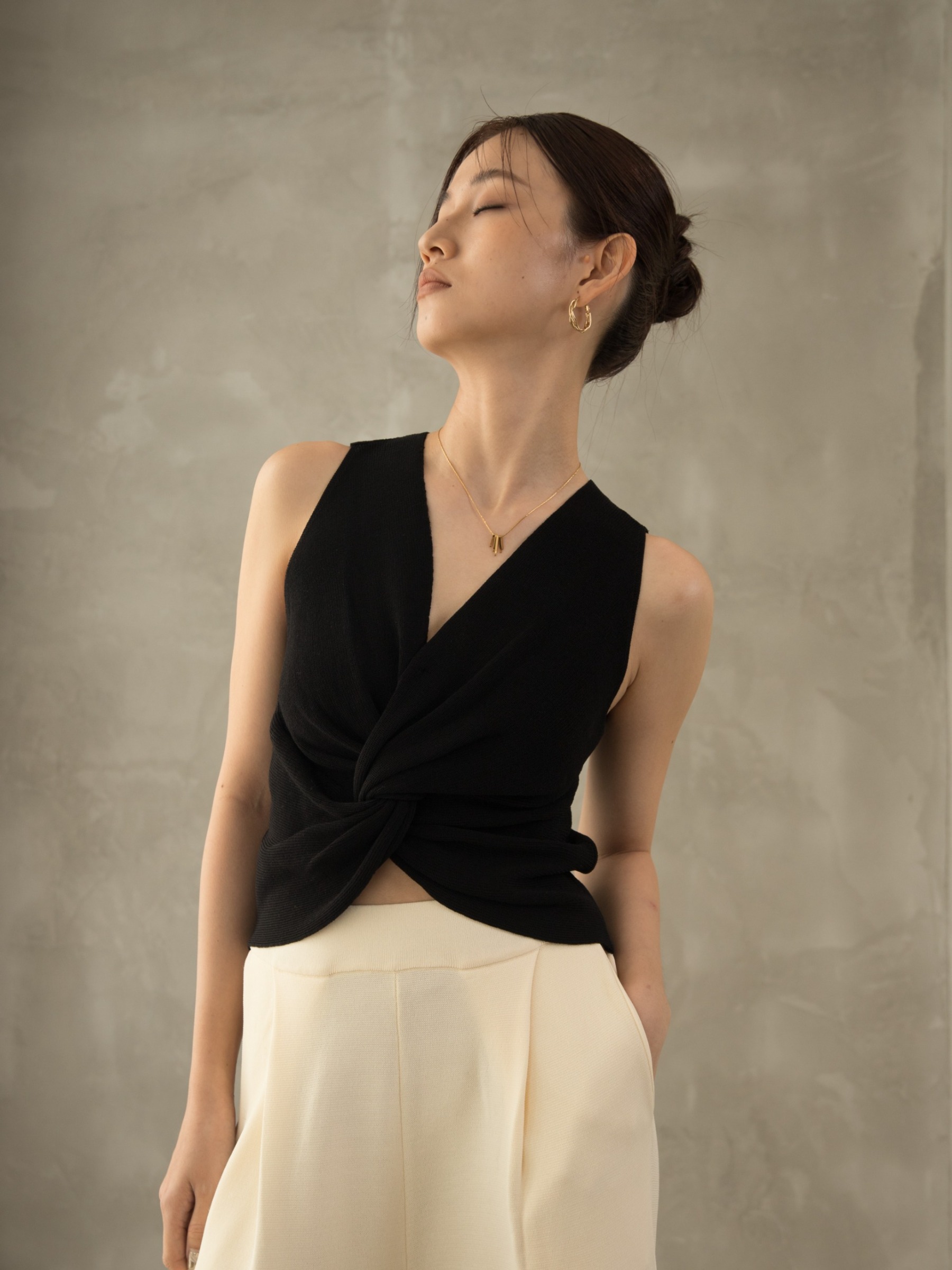 Odilon Front Knot Crop Top-The Black Bow-