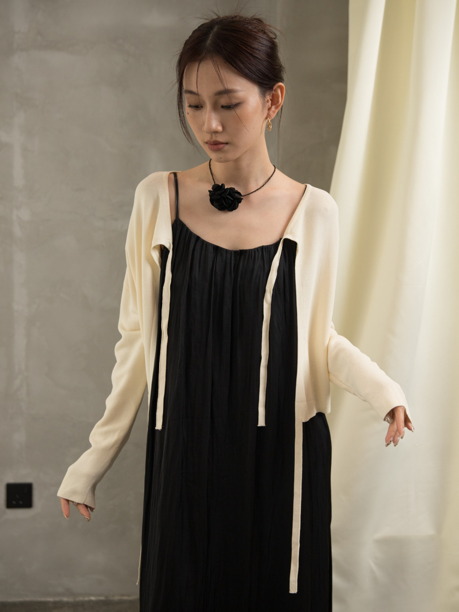 Gynna Double Tie Knit Cardigan (Discounted-Free size)-The Black Bow-