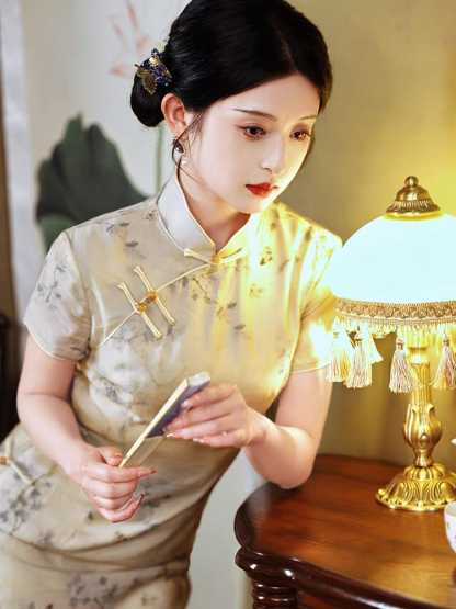 Ya Heng Short Sleeve Cheongsam-The Black Bow-