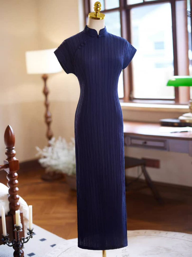 Ya Shen Stripe Cheongsam-The Black Bow-