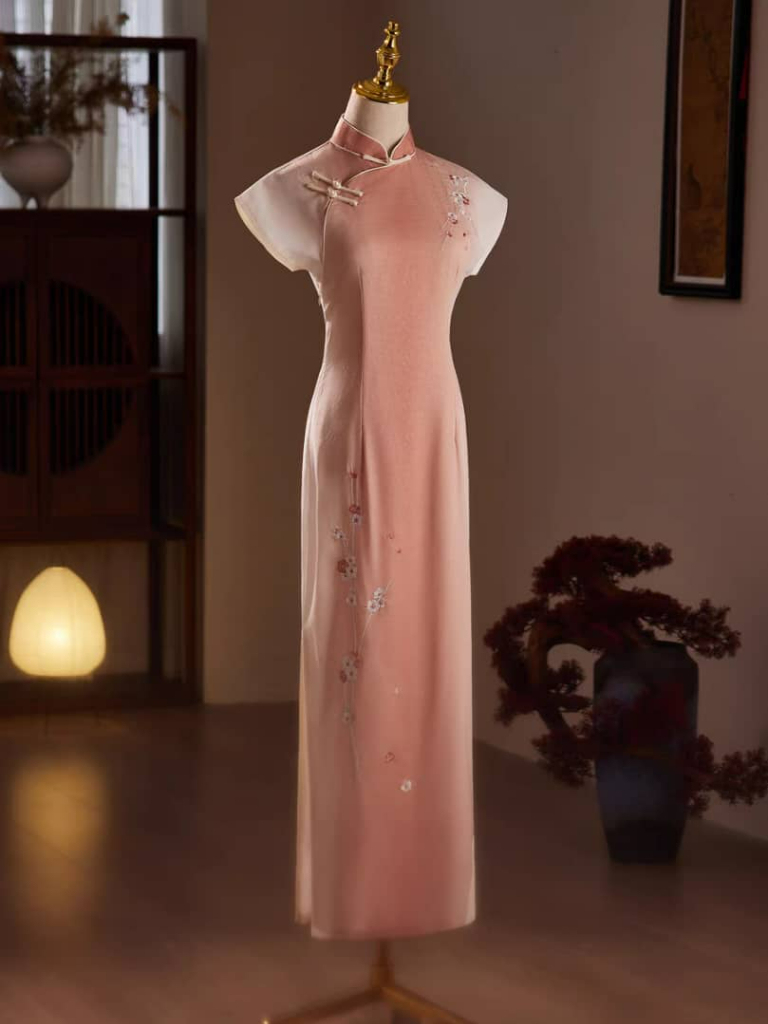 Ya Fen Cap Sleeve Cheongsam-The Black Bow-