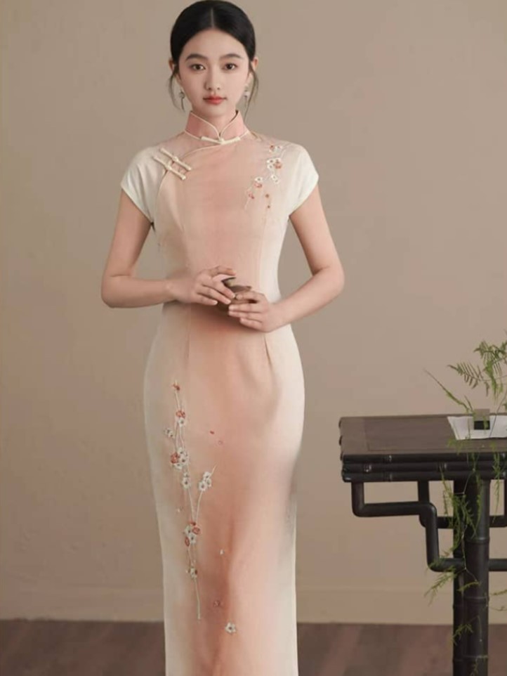 Ya Fen Cap Sleeve Cheongsam-The Black Bow-