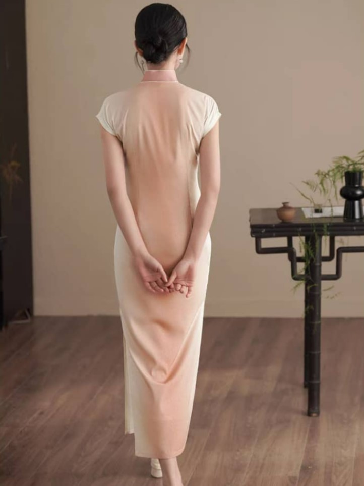 Ya Fen Cap Sleeve Cheongsam-The Black Bow-