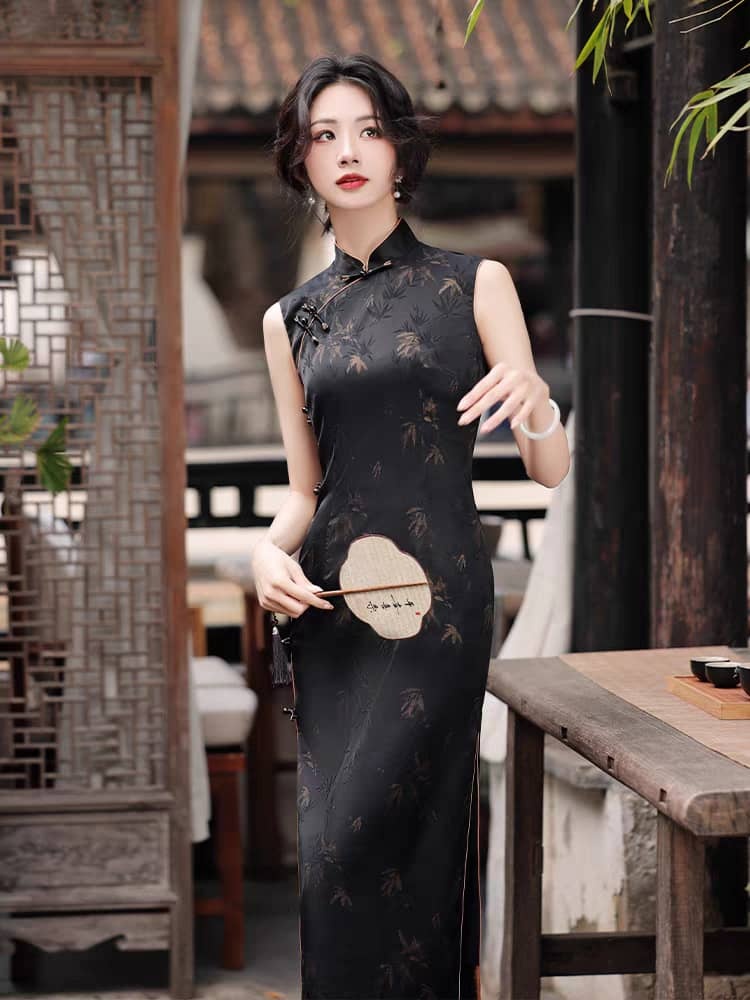 Ya Zhu Bamboo Jacquard Cheongsam-The Black Bow-