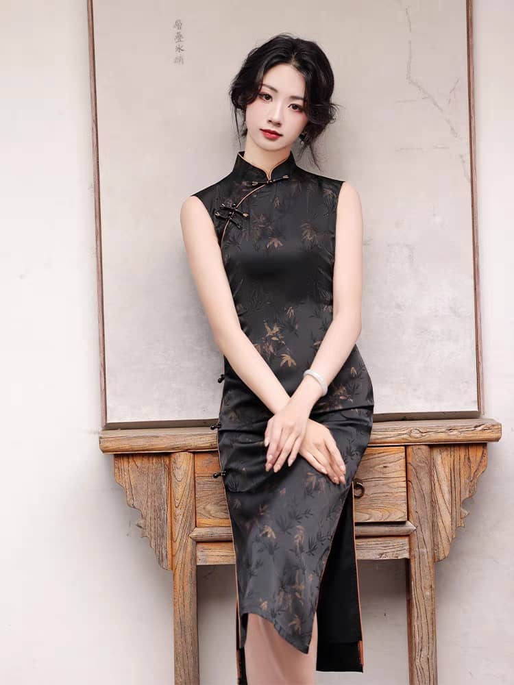 Ya Zhu Bamboo Jacquard Cheongsam-The Black Bow-