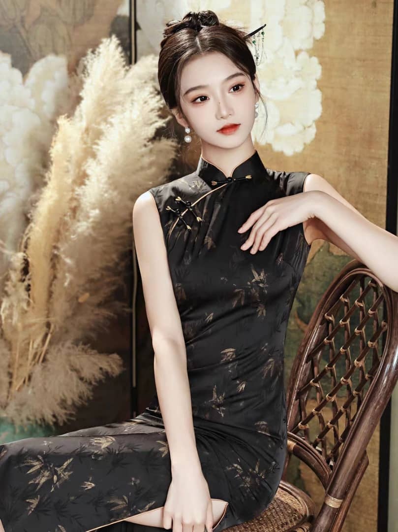 Ya Zhu Bamboo Jacquard Cheongsam-The Black Bow-