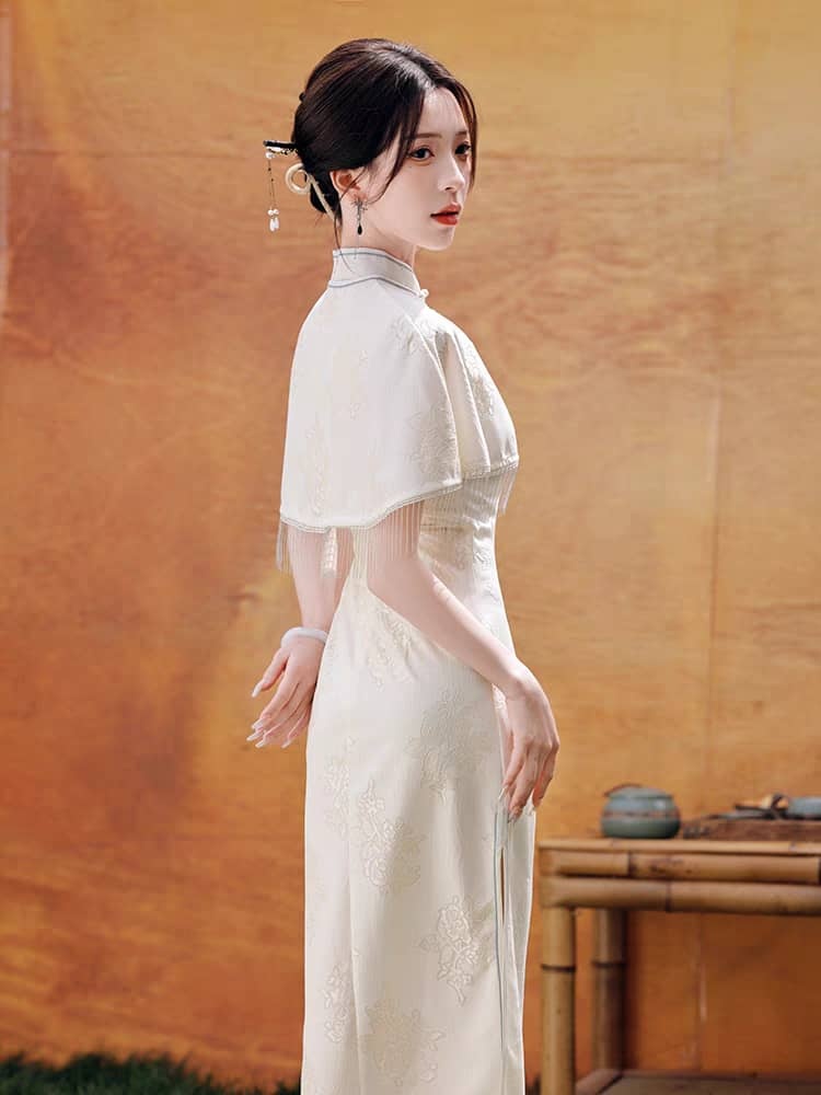 Ya Bing Lacey Cheongsam with Cape-The Black Bow-