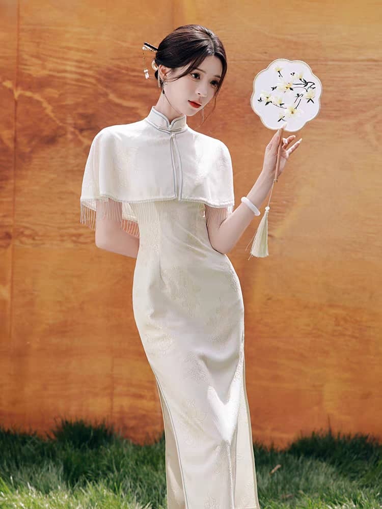 Ya Bing Lacey Cheongsam with Cape-The Black Bow-