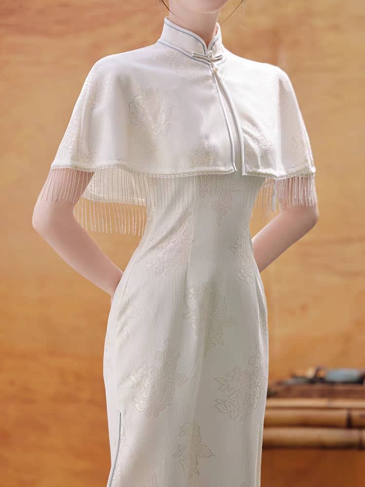 Ya Bing Lacey Cheongsam with Cape-The Black Bow-