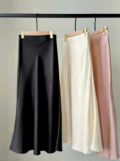 Cacaly Satin Bias Cutting Skirt
