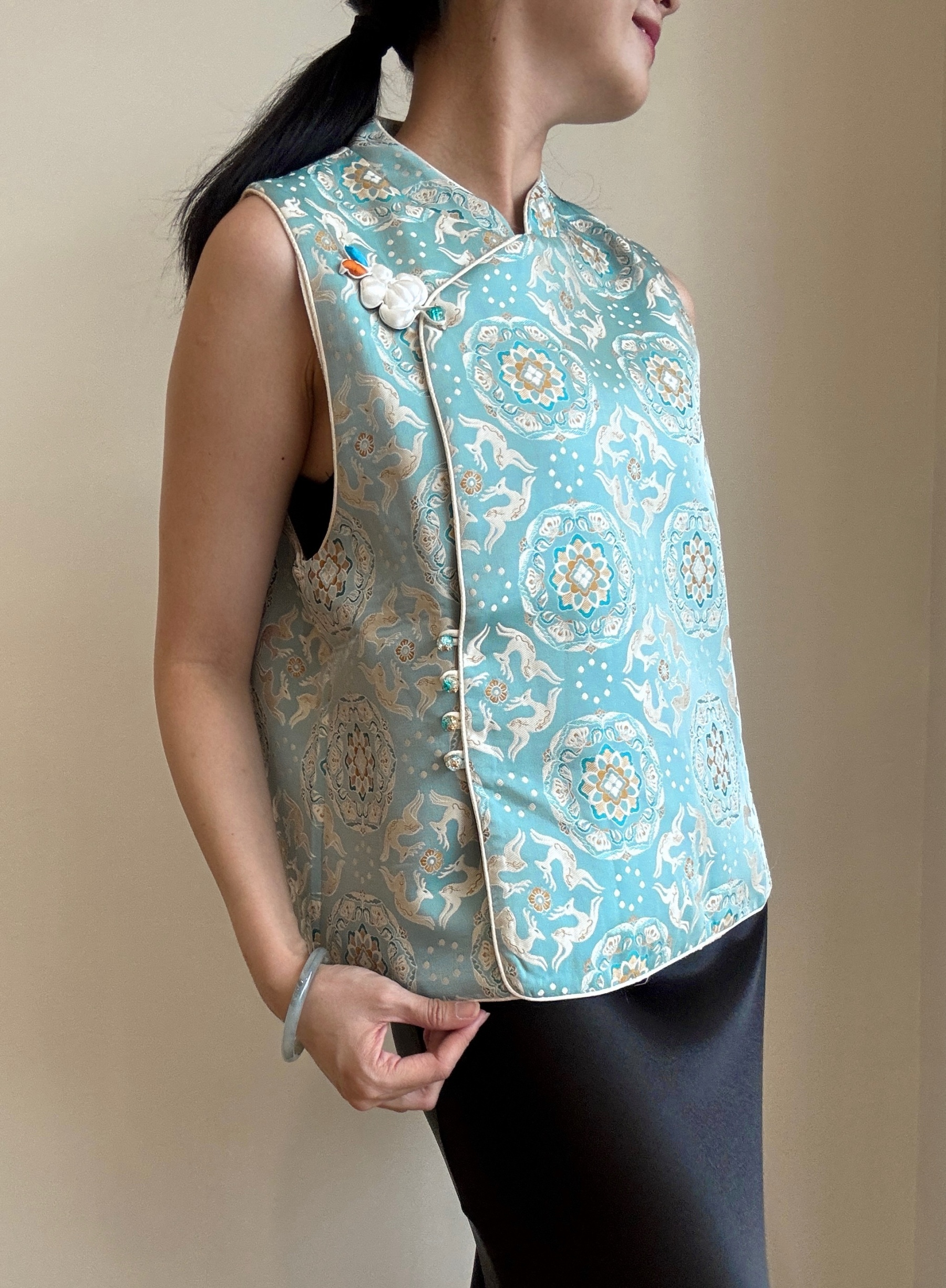 Shuang Fang Oriental Vest