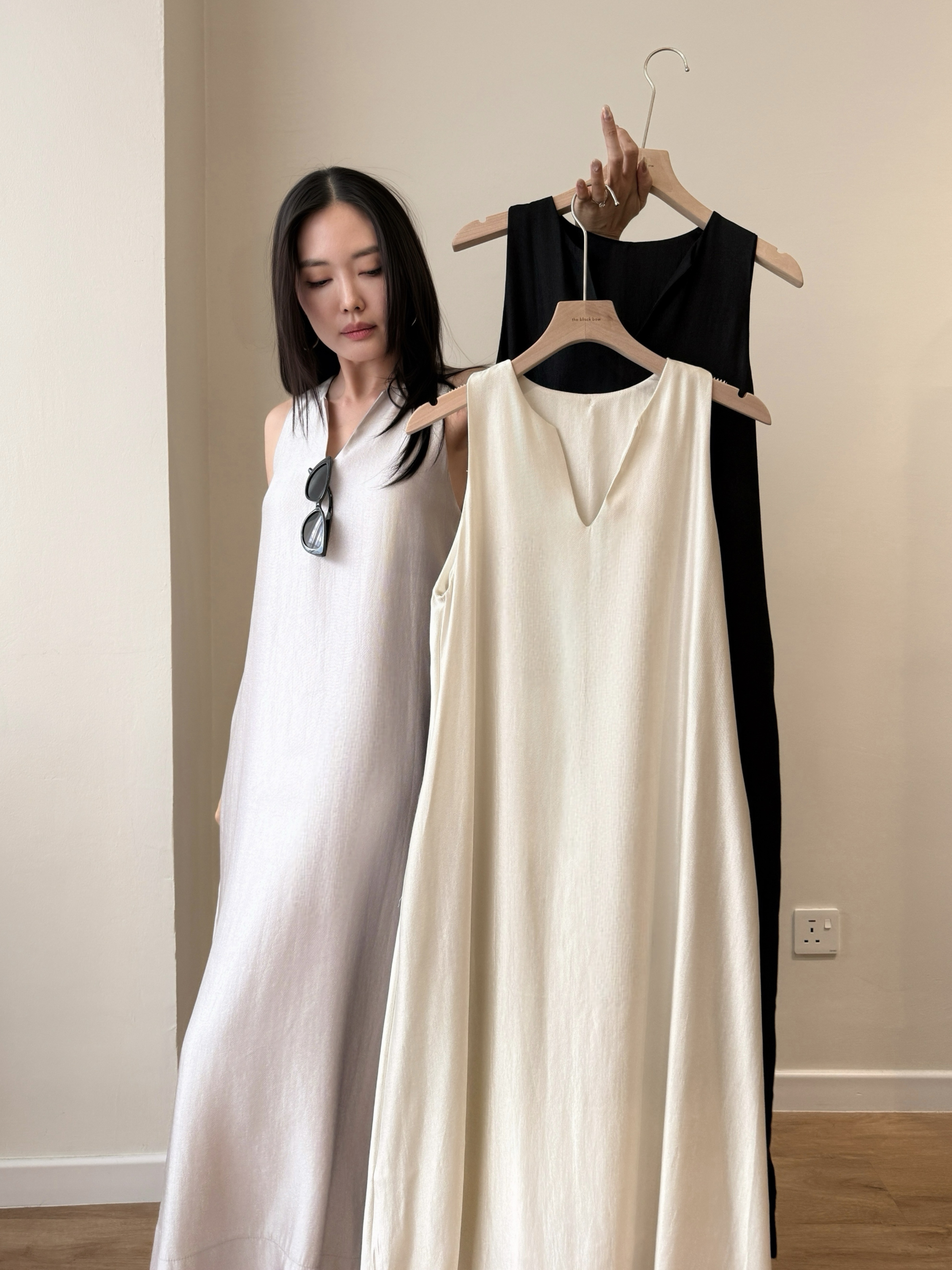 Wenda V-Neck Dress