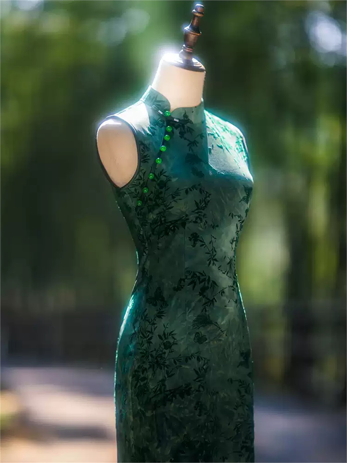 Yun Chao Bamboo Print Sleeveless Cheongsam