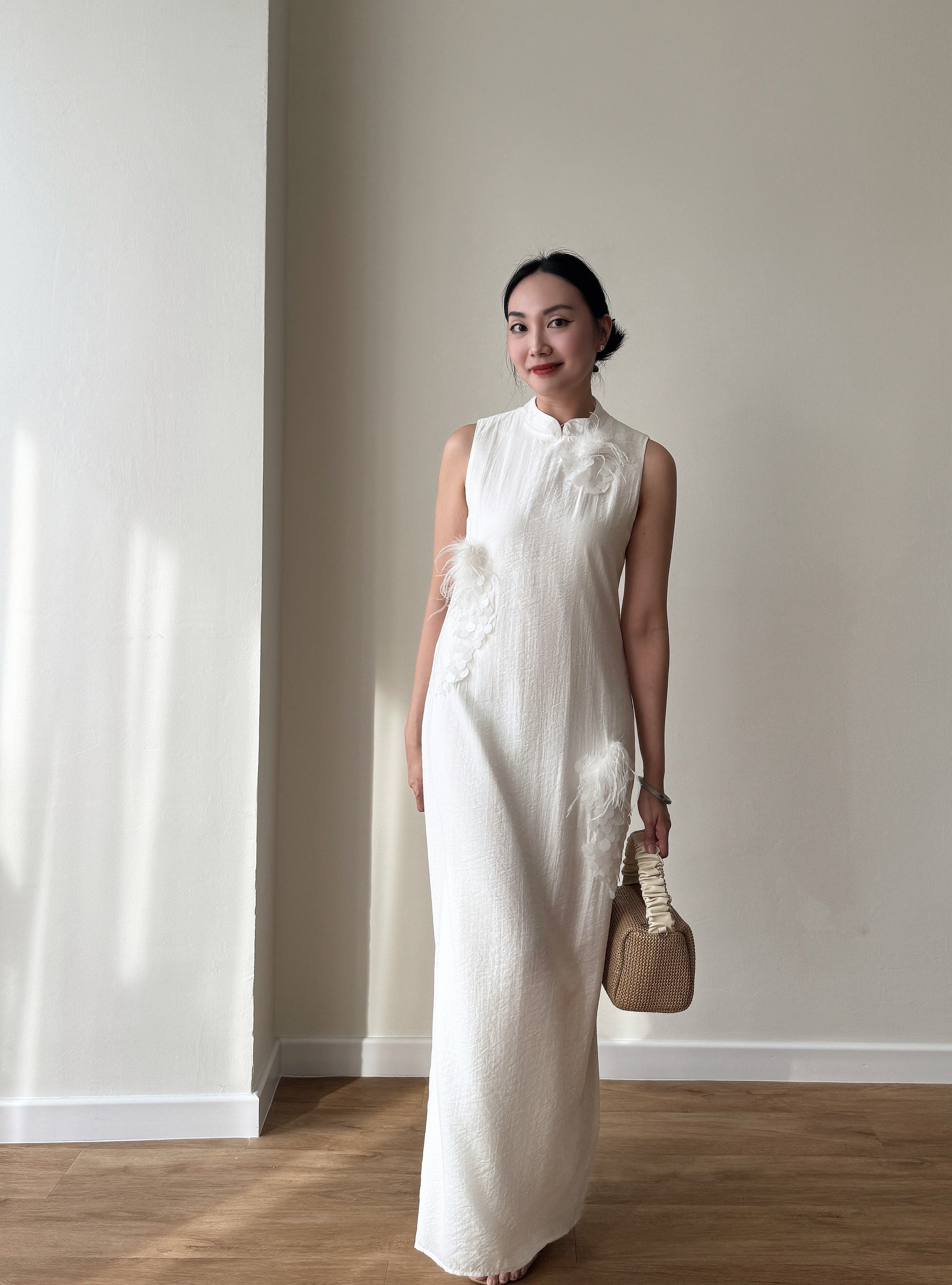 Li Bai Straight Cut Sleeveless Cheongsam