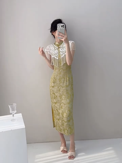 Ci Shuang Halter Neck Cheongsam