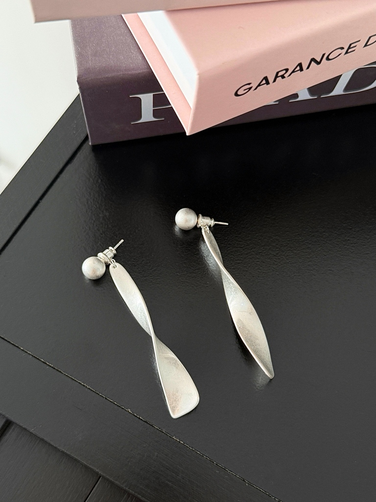 Lilit Frosted Ripple Earrings