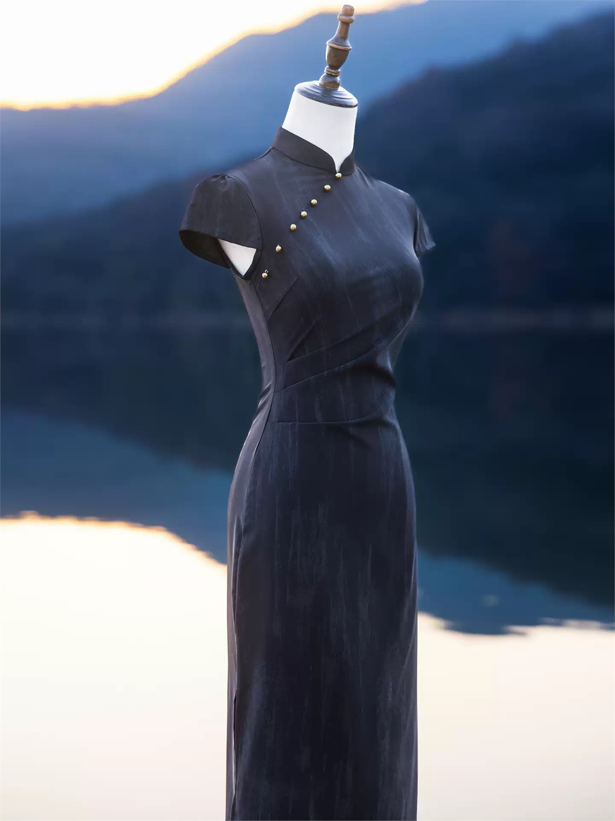 Yun Chong Draped Cap Sleeve Cheongsam