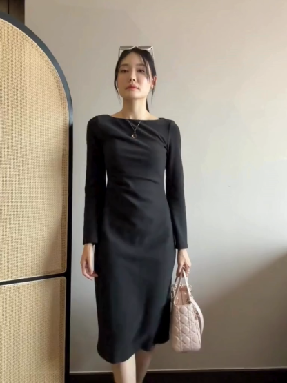 Briseida Boat Neck Midi Dress