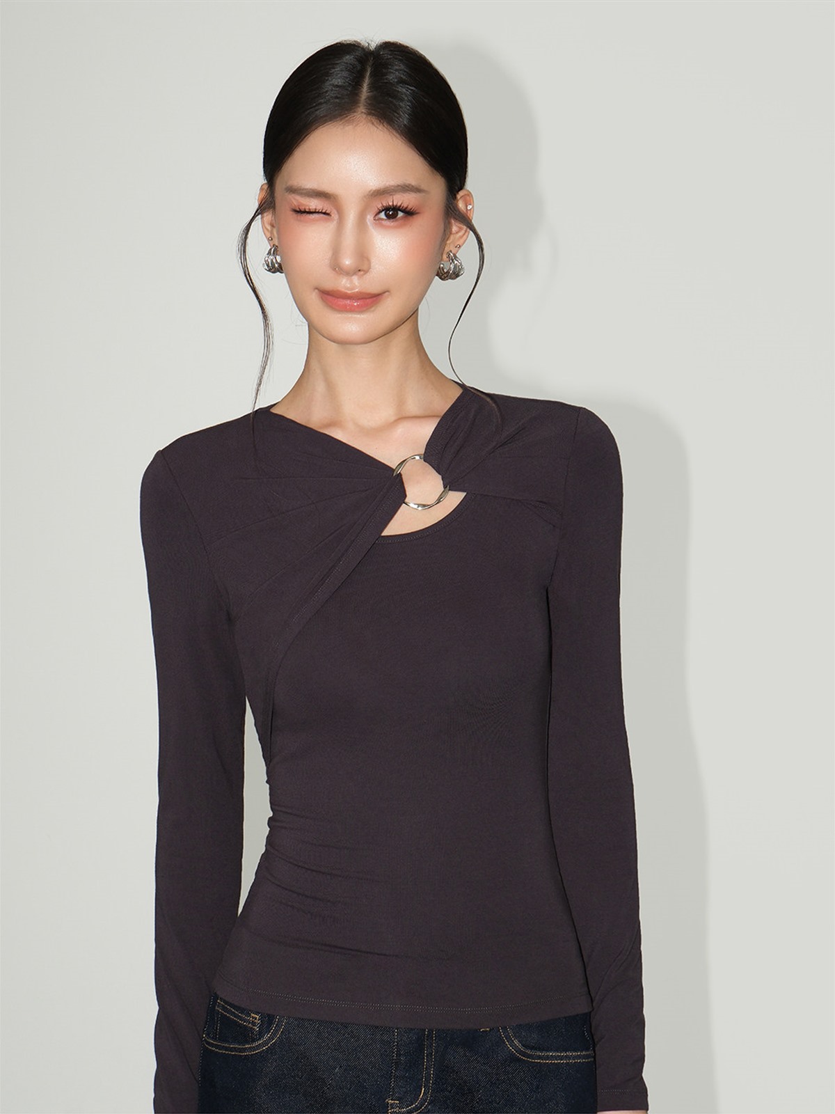 Lisette Ring-Detail Asymmetric Top
