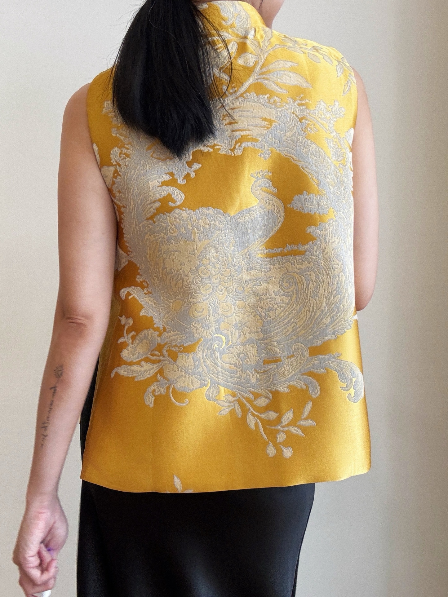Shuang Xi Oriental Vest