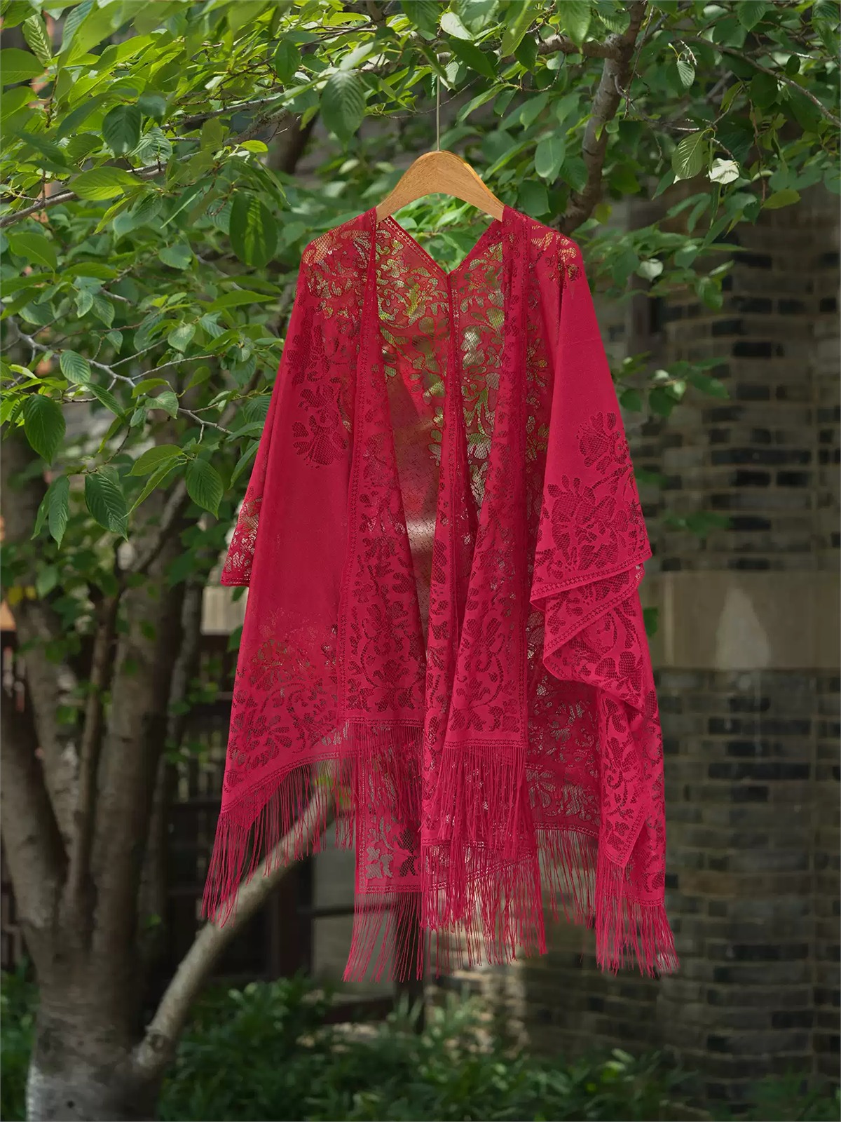 Yun Dai Floral Lace Tassel Shawl