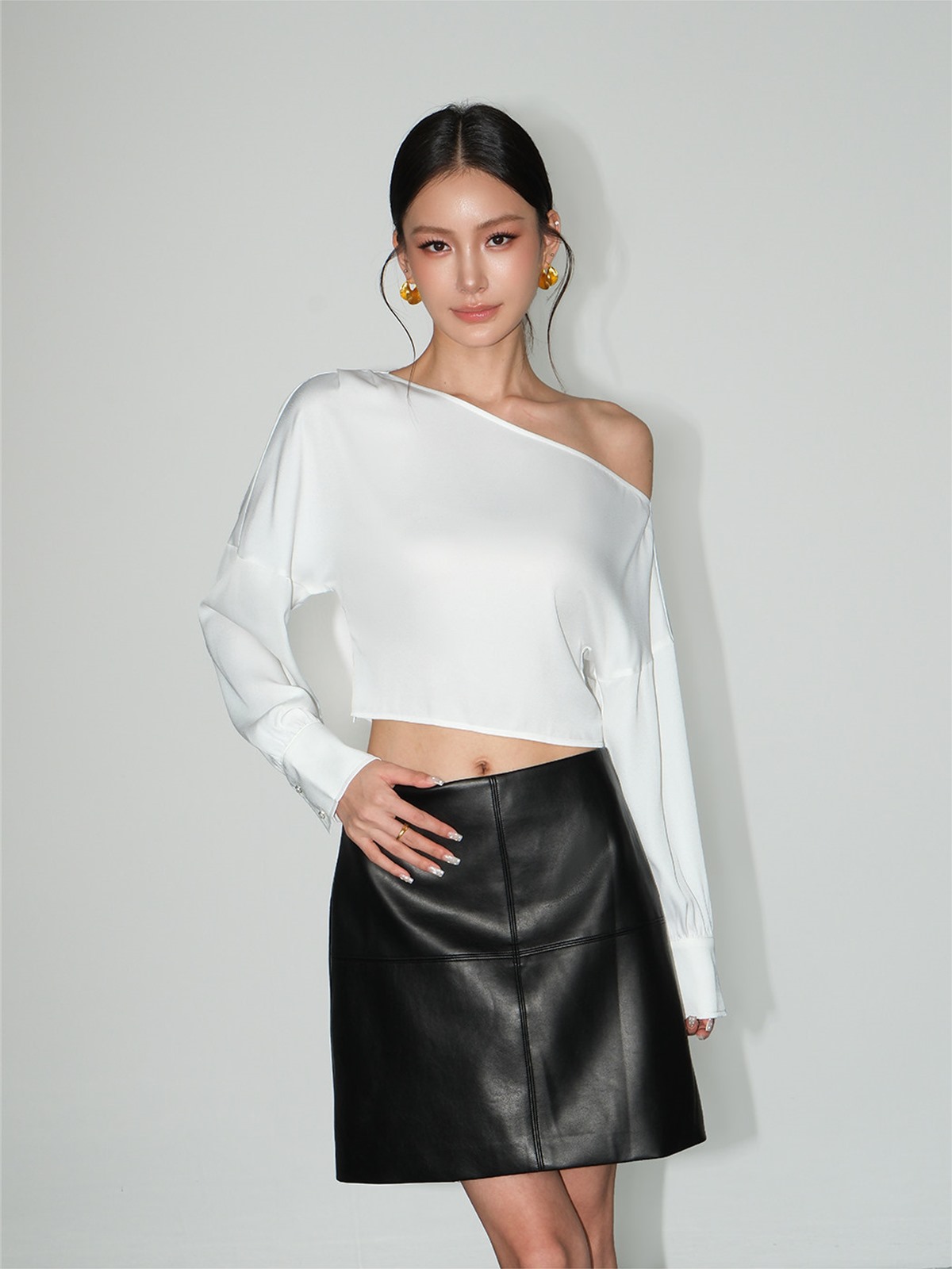 Levina One-Shoulder Cropped Blouse