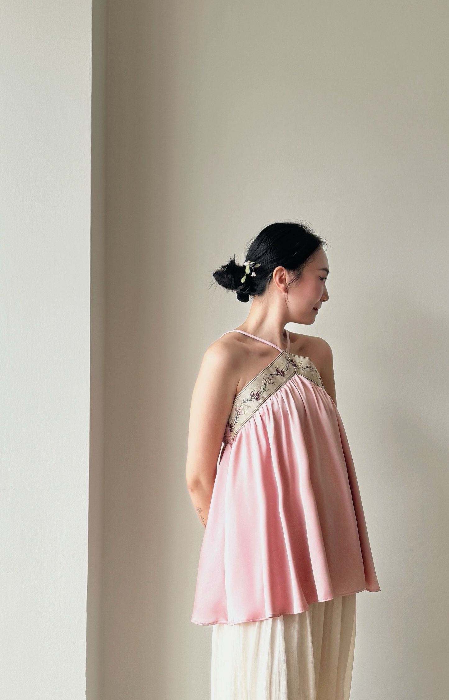 Li Mei Halter Neck Oriental Top