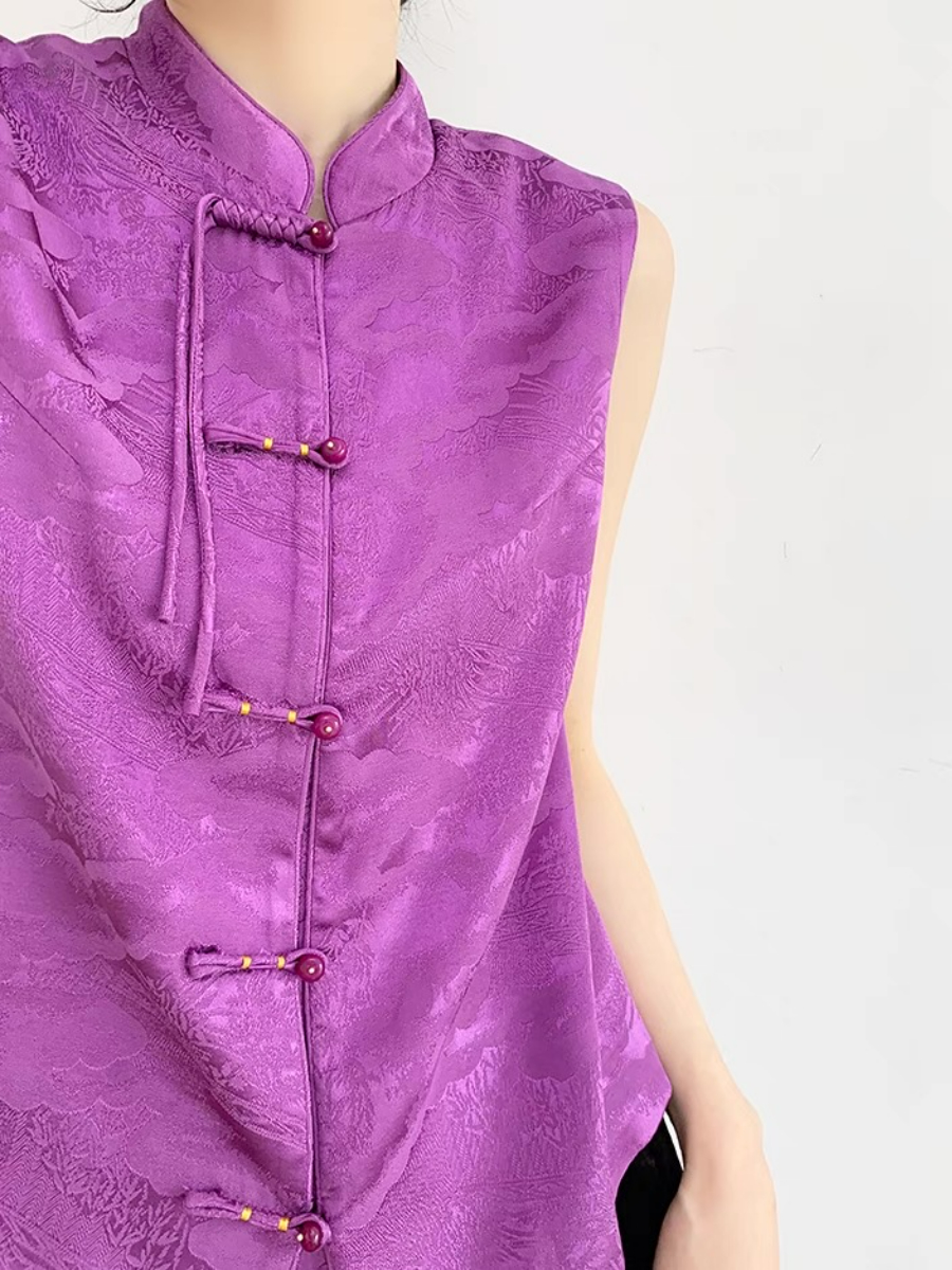 Xin Jie Oriental Vest