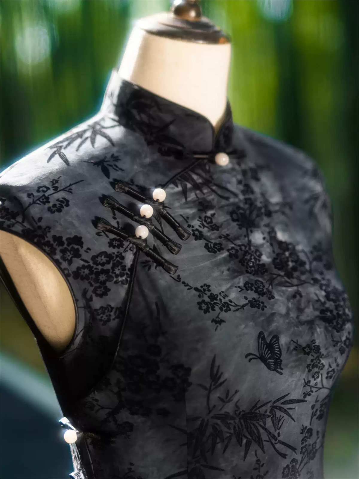 Ya Cai Floral Jacquard Cap Sleeve Cheongsam