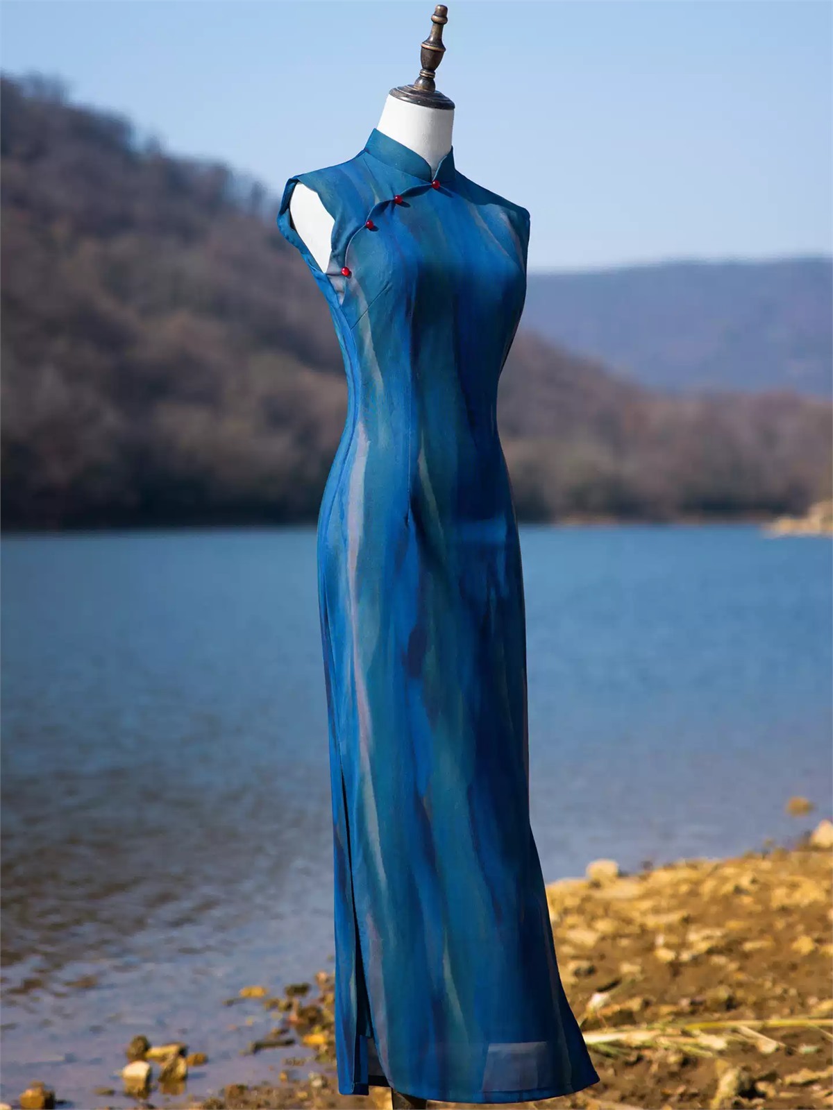 Ya Ceng Sheer Overlay Cap Sleeve Cheongsam